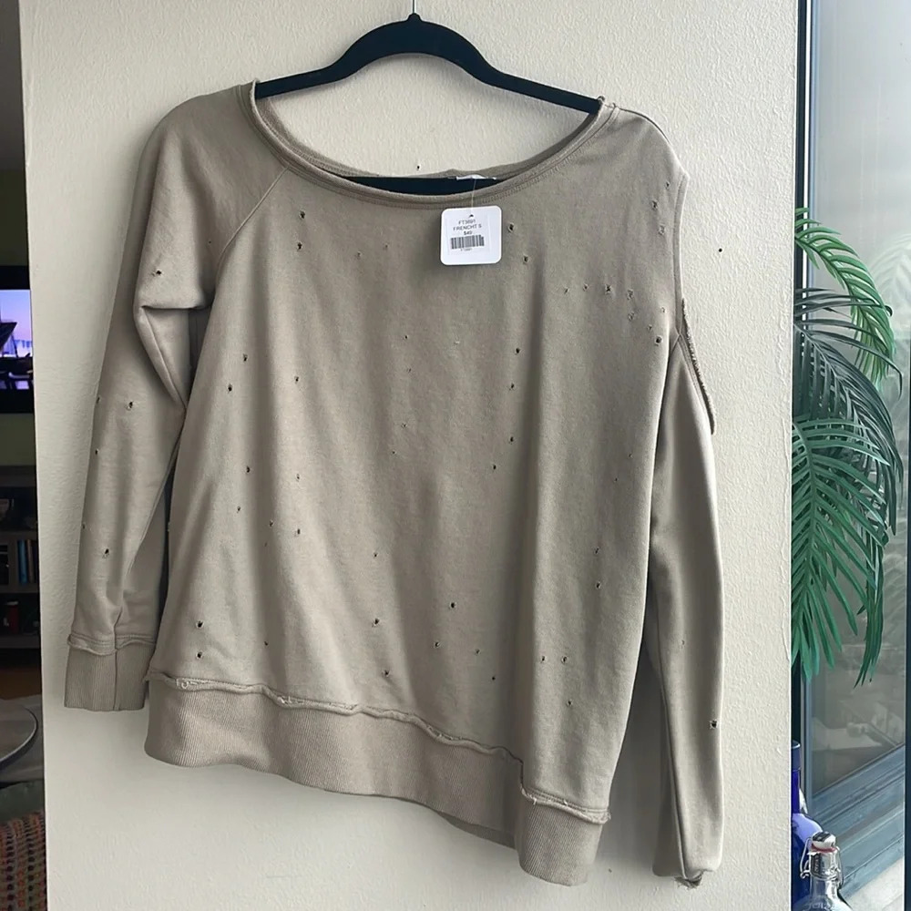 Fate one could shoulder sweatshirt